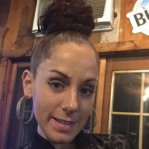 Meet your Posher, Diane